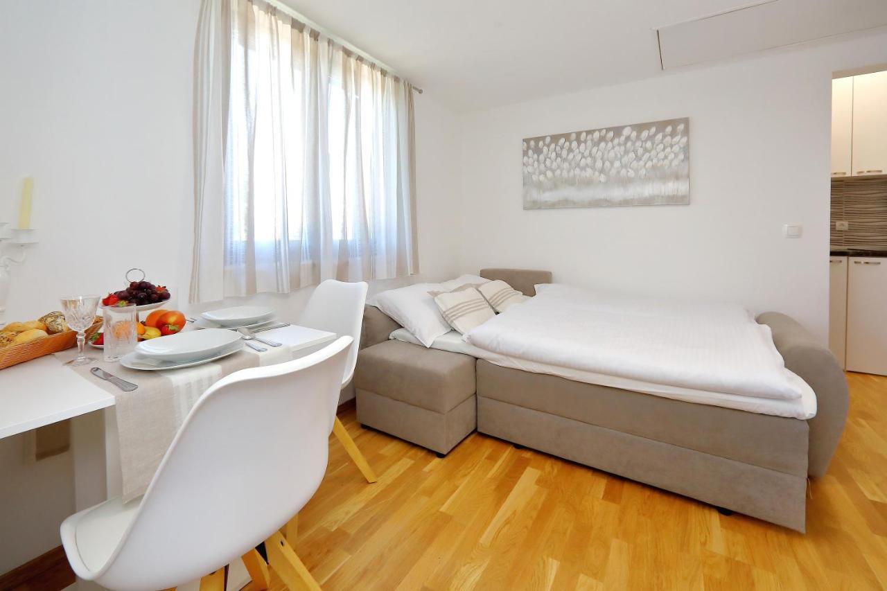 Villa Topesa 1 Zadar Buitenkant foto